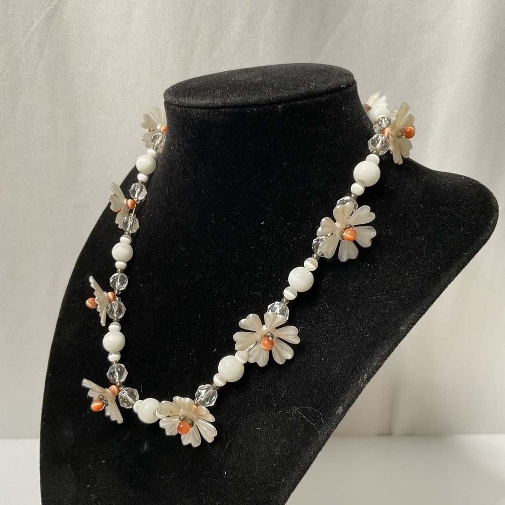 Vintage Mother of Pearl Daisy Flower Necklace Glass Cats Eye Choker 15" Romantic - Picture 4 of 12